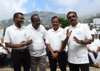 42 ஆண்டுகளுக்குப் பின் ஒன்று கூடிய அண்ணா பாலிடெக்னிக் முன்னாள் மாணவர்கள்