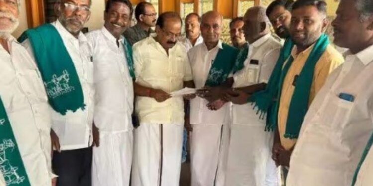 ரேஷனில் பாமாயிலுக்குப் பதில் தேங்காய் எண்ணெய் அமைச்சர் உறுதி!