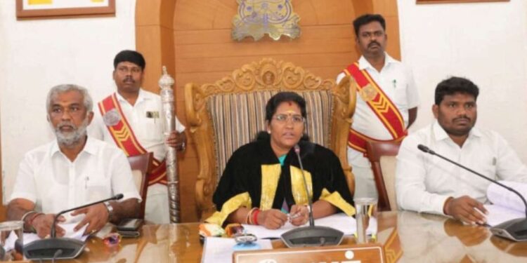 கோவை மாநகராட்சியில் மேயர் ரங்கநாயகி தலைமையில் மாமன்ற அவசரக் கூட்டம்  முக்கிய ஆலோசனை