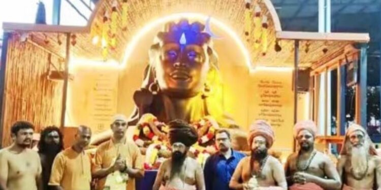 மஹாசிவராத்திரியை முன்னிட்டு மயிலாடுதுறையில் ஆதியோகி ரத யாத்திரையைத் தொடங்கி வைத்தார் தருமபுர ஆதீனம்