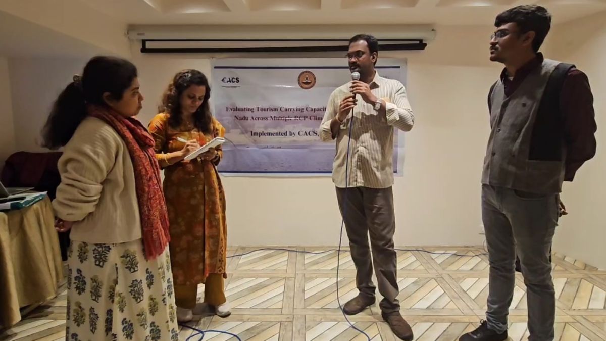 கொடைக்கானல் சுற்றுலா மேம்பாட்டுக்கு ஐஐடி குழு ஆய்வு: ‘அறுபடை ஆன்மீகச் சுற்றுலா’ திட்டம்