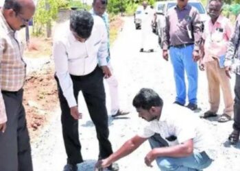 கரூர் மாவட்டத்தில் சின்னதாராபுரம் பகுதிகளில் கலெக்டர் தங்கவேல் அதிரடி ஆய்வு!