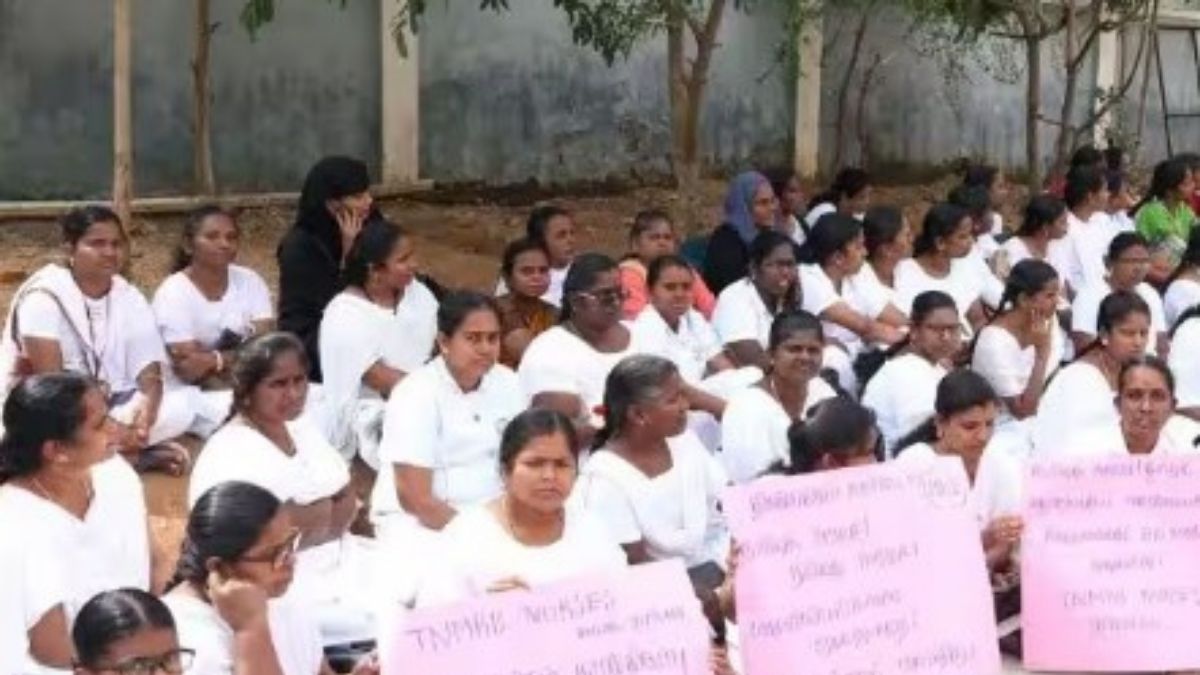 பணி நிரந்தரம் கோரி செவிலியர்கள் பணிகளைப் புறக்கணித்துக் காத்திருப்பு போராட்டம்!