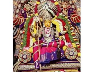 பக்தர்களின் பக்தி கோஷம் முழங்க கோபி மொடச்சூர் தான்தோன்றியம்மன் கோயில் குண்டம் விழா