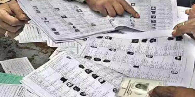 போடி தொகுதியின் வரைவுப் பட்டியலில் குளறுபடிகளால் சர்ச்சை – தேர்தல் அதிகாரிகள் விளக்கம்!