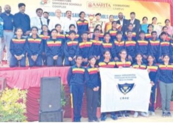 15-வது ஆண்டாக ஒட்டுமொத்த சாம்பியன் பட்டத்தை வென்று எஸ்.எஸ்.வி.எம். பள்ளி சாதனை!