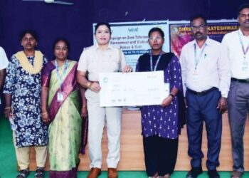 “பெண்களுக்கு எதிரான வன்முறையைச் சகித்துக் கொள்ள மாட்டோம்” – கோபி வெங்கடேஸ்வரா கல்லூரியில் விழிப்புணர்வு நிகழ்ச்சி!