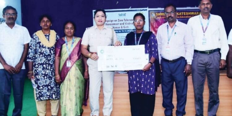 “பெண்களுக்கு எதிரான வன்முறையைச் சகித்துக் கொள்ள மாட்டோம்” – கோபி வெங்கடேஸ்வரா கல்லூரியில் விழிப்புணர்வு நிகழ்ச்சி!