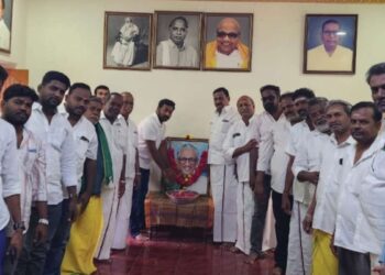 பேராசிரியர் அன்பழகன் பிறந்தநாள் திமுக சார்பில் உருவப்படத்திற்கு மாலை அணிவித்து மரியாதை!