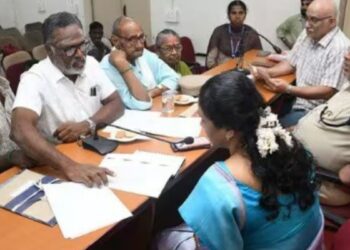 “87 வயதில் என்னை ஏன் அலைக்கழிக்கிறீர்கள்?” – கோவையில் நடந்த முன்னாள் ராணுவத்தினர் குறைதீர்ப்பு கூட்டத்தில் முதியவர் கண்ணீர் மல்க மனு