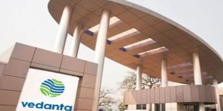 தூத்துக்குடியில் ‘பசுமை தாமிர உற்பத்தி ஆலை’ கோரி வேதாந்தா நிறுவனம் ஐகோர்ட்டில் முறையீடு!