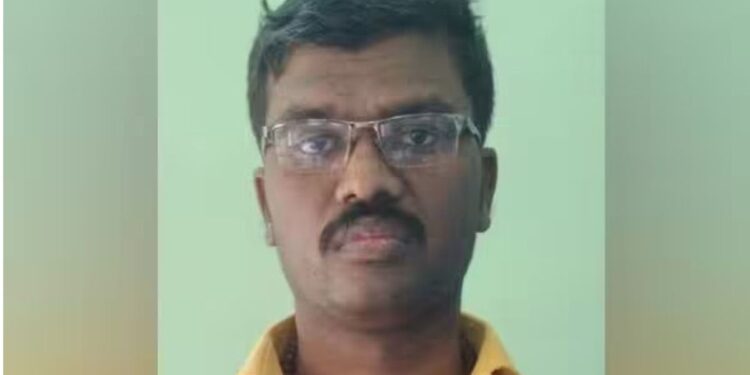 திண்டுக்கல் நகைக்கடையில் ஒன்றரை கிலோ தங்கம் கையாடல் பொறுப்பு மேலாளர் உள்ளிட்ட ஊழியர்கள் கைது