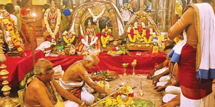 ராமேசுவரம் மற்றும் திருஉத்தரகோசமங்கையில் ஆருத்ரா திருவிழா காப்பு கட்டுதலுடன் தொடக்கம்