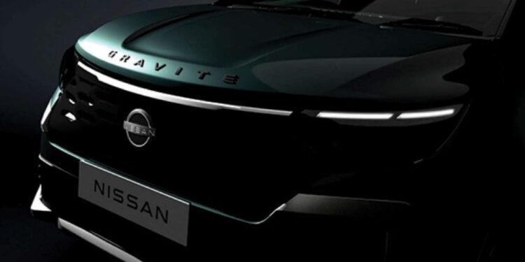 இந்தியக் குடும்பங்களைக் கவரும் வகையில் நிசானின் புதிய ‘கிராவிட்’ 7-சீட்டர் கார் சந்தையில் அறிமுகம்