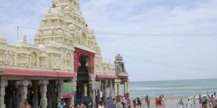 திருச்செந்தூர் கோவில் ஆபத்தில் கடலரிப்பு அபாயம்