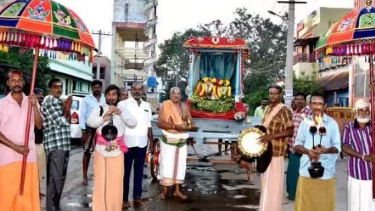 பழநி லட்சுமி நாராயண பெருமாள் கோயிலில் பகல் பத்து உற்ஸவம் கோலாகலம்