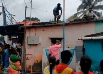 ஜவுளிக்கடையில் மேற்கூரையை உடைத்து நூதன கொள்ளை – மர்ம நபர்களுக்கு வலைவீச்சு!