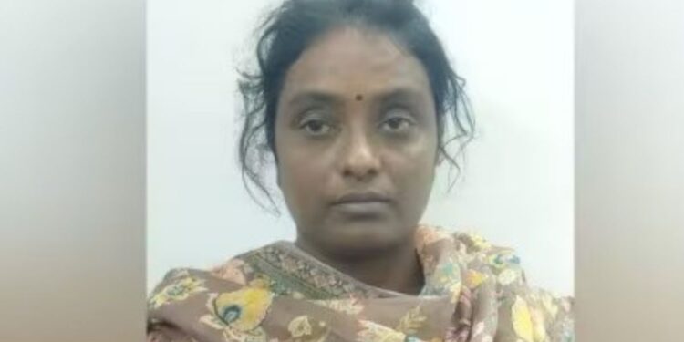 ஒட்டன்சத்திரம் அருகே அரசு உதவித்தொகை தருவதாக முதியவரை ஏமாற்றி 6 பவுன் நகை திருட்டு