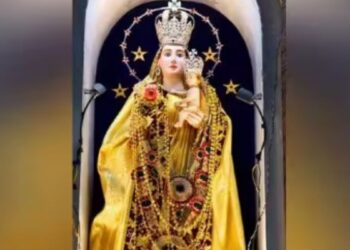 தேனி மாவட்டம் முழுவதும் கோலாகலமான கிறிஸ்துமஸ் கொண்டாட்டம் பேராலயங்களில் சிறப்புத் திருப்பலி