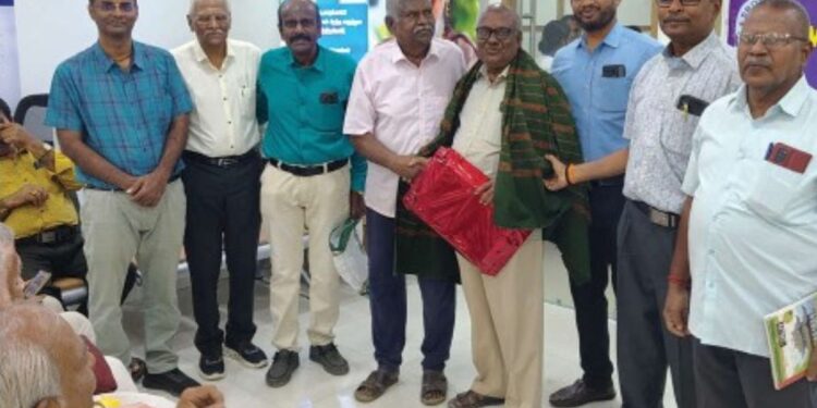 மதுரையில் ஓய்வூதியர் தின விழா மற்றும் இலவச கண் சிகிச்சை முகாம் மூத்த குடிமக்களுக்குச் சிறப்பு மருத்துவச் சேவைகள்