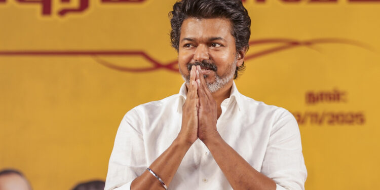 மீண்டும் புதுச்சேரி அனுமதி தடை… களத்தில் இறங்கி வரும் விஜய் !