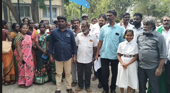 திருப்பரங்குன்றம் விவகாரத்தில் சனாதர்மம் பற்றி பேசும் அரசு திருவள்ளூர், செங்குன்றம் பட்டியலின மக்களின் உரிமைக்காக பேசாதது திரைப்பட இயக்குனர் கேள்வி