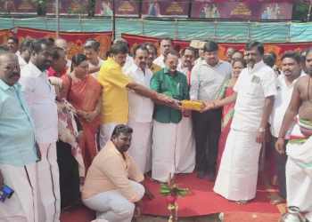 மயிலாடுதுறை நகரில் 4 கோடியே39லட்ச ரூபாய் மதிப்பீட்டில் மாவட்ட மைய நூலகம் கட்டுவதற்கு அடிக்கல் பூமி பூஜை