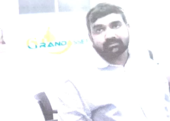 முன்னாள் அதிமுக அமைச்சர் பெயரை சொல்லி பண மோசடி