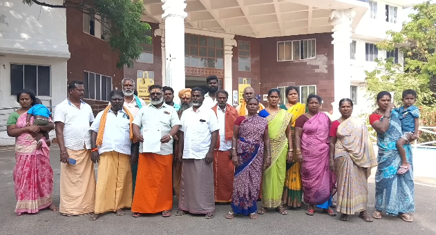 சாலைவிரிவாக்கபணிஎன்றபெயரில்நூறாண்டுகளுக்குமேல்பழமைவாய்ந்தகோயிலின்சுற்றுச்சுவர்இடிப்பு