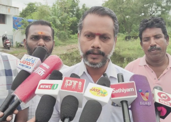 மயிலாடுதுறை புறநகர் பகுதிகளில் குடியிருப்புகளை சூழ்ந்த மழை நீர் வடியாத நிலையில் வெளியேற முடியாமல் பொதுமக்கள் அவதி