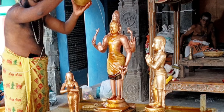 ஆக்கூர் பிரசித்தி பெற்ற தான்தோன்றீஸ்வரர் கோவிலில் 4-ம் ஆண்டு குருபூஜை சிறப்பு அபிஷேகங்கள்