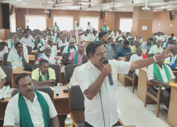 திமுக பிரமுகர்களை விவசாயி போல் வரவழைத்து நன்றி தெரிவிக்கும் கூட்டம்