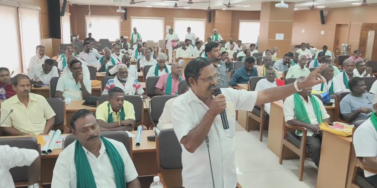 திமுக பிரமுகர்களை விவசாயி போல் வரவழைத்து நன்றி தெரிவிக்கும் கூட்டம்