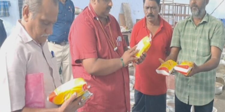 அல்வாவுக்கே அல்வா – போலி அல்வா நிறுவனங்களுக்கு சீல்