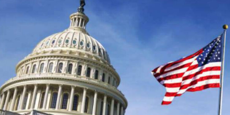 அமெரிக்க பயணம்.. இனி கனவிலும் நடக்காது.. 7 நாடுகளுக்கு முழுமையான தடை!