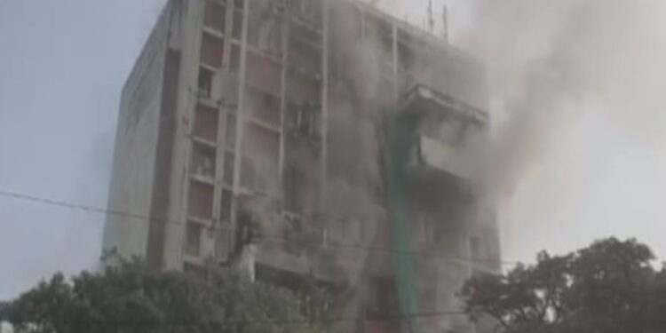 பி.எஸ்.என்.எல் அலுவலகத்தில் தீ விபத்து – அடியோடு முடங்கிய முக்கிய பணிகள்
