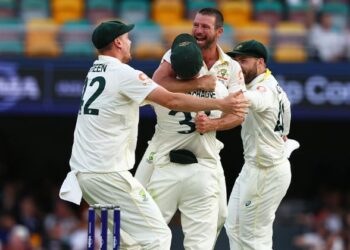 ஆஸி இங்கி டெஸ்ட் – ஆஸ்திரேலியா அணி வெற்றி