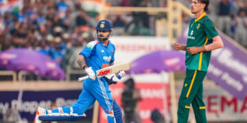 2-ஆவது ஒரு நாள் போட்டியிலும் விராட் கோலி சதம்..!