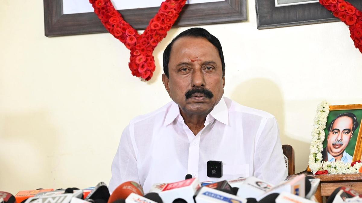 இன்று மாலை விஜய்யுடன் சந்திப்பு… பொங்கலுக்குப் பிறகு தமிழ்நாட்டில் அரசியல் மாற்றம்: செங்கோட்டையன்