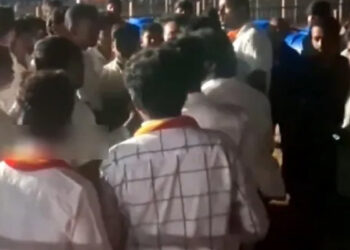 புஸ்ஸி ஆனந்த் முன்னிலையில் தவெக நிர்வாகிகள் மோதல்