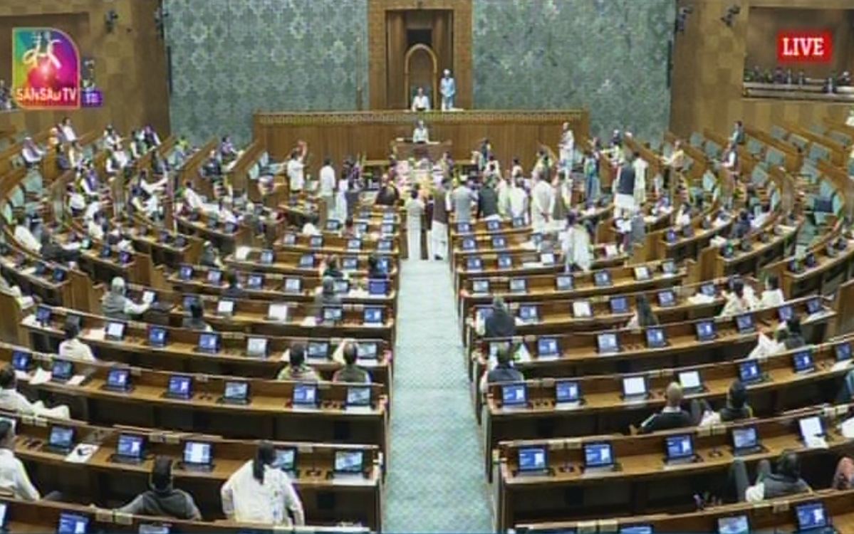 திருப்பரங்குன்ற தீப விவகாரம் – நாடாளுமன்றத்தில் திமுக வெளிநடப்பு