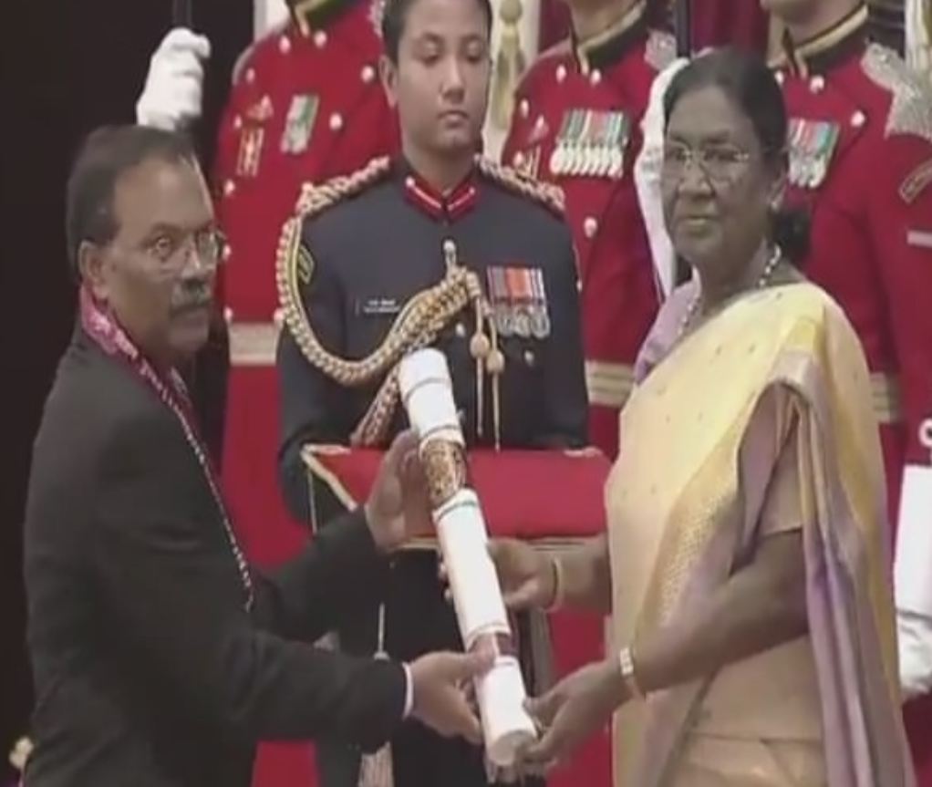 நறுமணப்பயிர் விவசாயிகளுக்கு விருது – இந்தியாவின் வளர்ச்சியில் ஒரு மைல்கல்