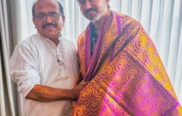 த வெ க வில் இணைந்தார் நாஞ்சில் சம்பத்