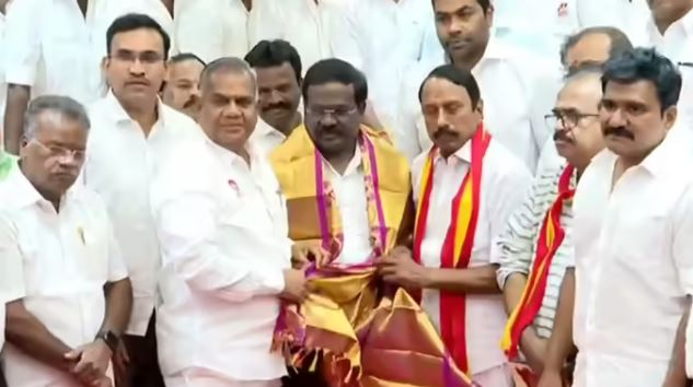 டிவிகே நிர்வாகிகளை சந்தித்த பாமக நிர்வாகிகள் – சூடேறும் அரசியல் களம்