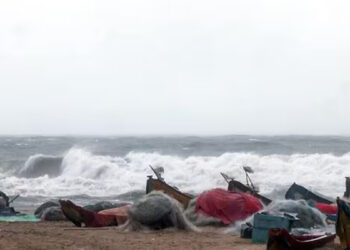 தென் தமிழக கடலோரங்களில் சூறாவளிக்காற்று : மீனவர்களுக்கு வானிலை மையம் எச்சரிக்கை