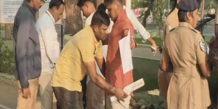 காவல்துறையில் நடந்த எழுத்து தேர்வு – எத்தனை பணியிடங்கள் காலி?