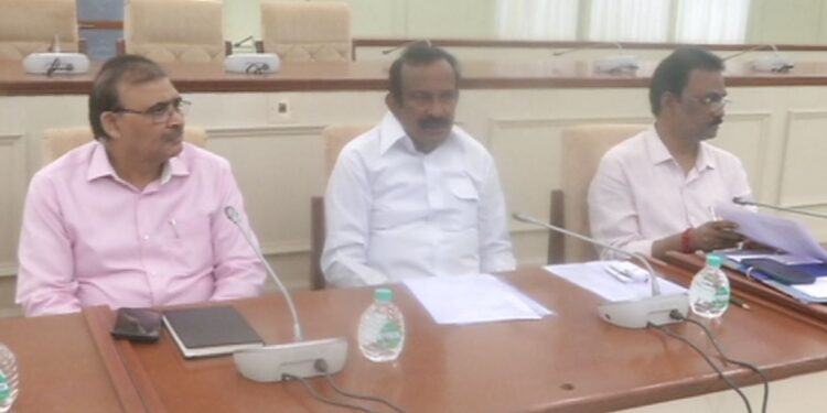 மீண்டும் ஏமாற்றமடைந்த டாஸ்மாக் ஊழியர்கள் – பேச்சுவார்த்தையில் பயனில்லை