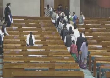 எஸ்ஐஆர் குறித்து காரசார விவாதம் – காங்கிரஸ் வெளிநடப்பு