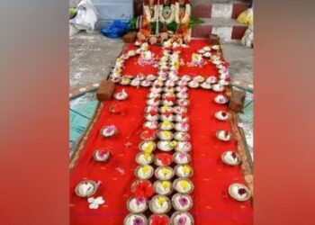 தென்னம்பட்டி சவடம்மன் மலைக்கோயிலில் 108 சங்காபிஷேகம் அரசு – வேம்பு மரங்களுக்கு திருக்கல்யாணம்!