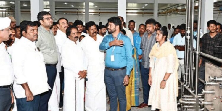 ரூ.21.57 கோடியில் நவீன ஆவின் ஐஸ்கிரீம் தொழிற்சாலை – முதலமைச்சர் திறந்து வைத்தார்!